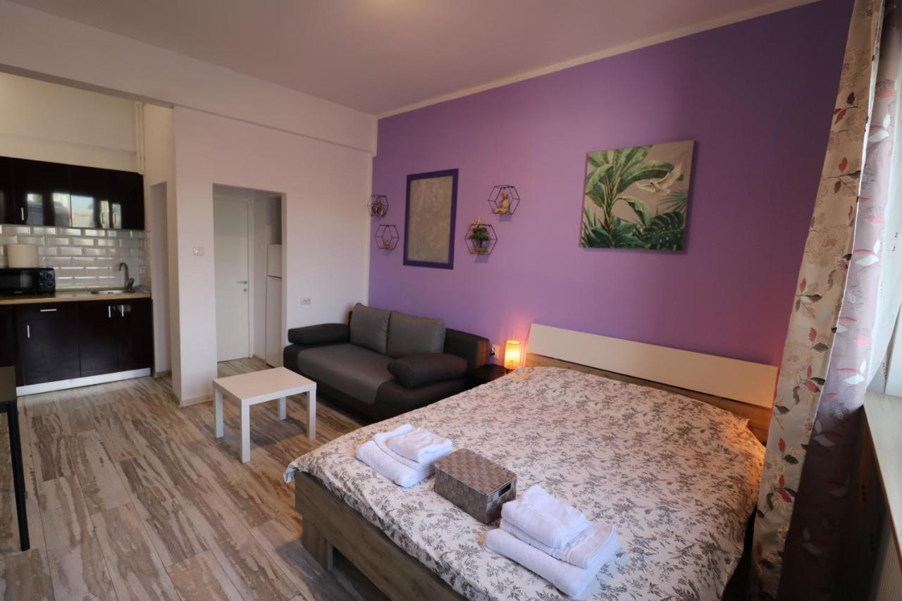 Charming Cozy Studio - Old Town - Free Minibar Lägenhet Bukarest Exteriör bild