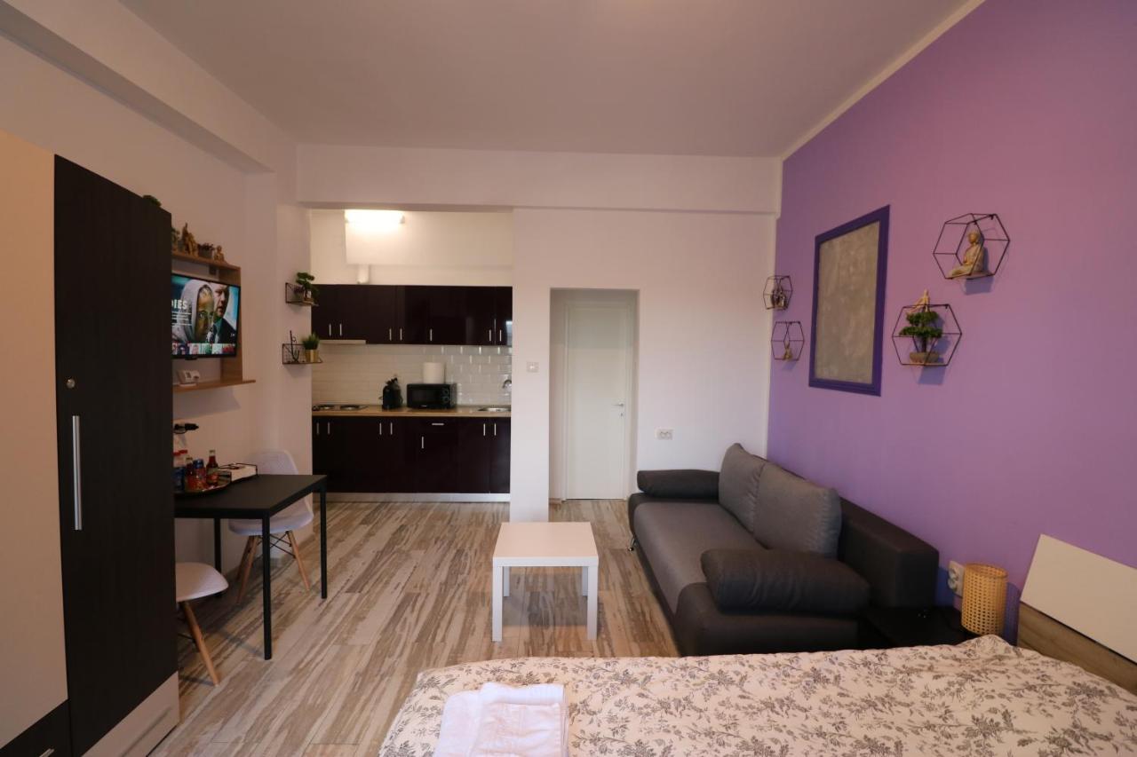 Charming Cozy Studio - Old Town - Free Minibar Lägenhet Bukarest Exteriör bild