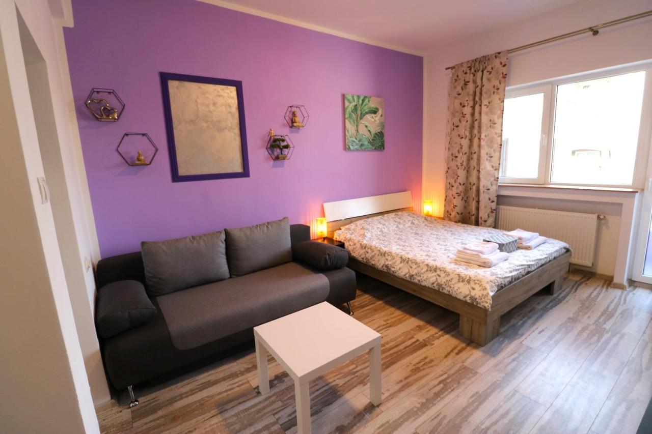 Charming Cozy Studio - Old Town - Free Minibar Lägenhet Bukarest Exteriör bild